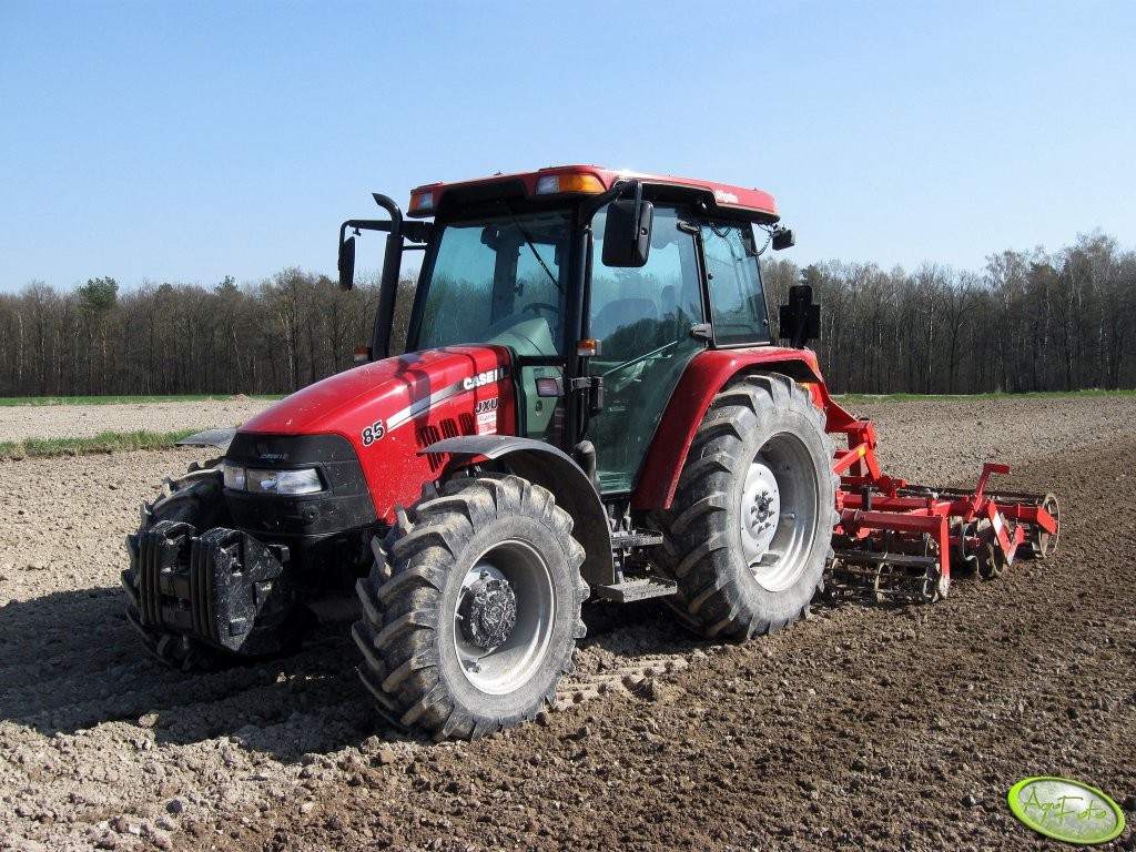 Case IH JXU 85 Dane techniczne AgroTesty.pl