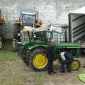 John Deere 300 Dane techniczne