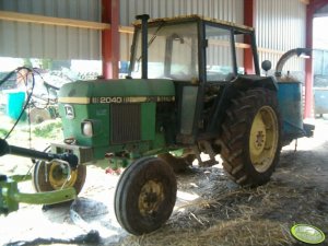 John Deere 2040 S Dane techniczne