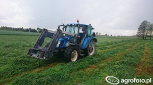 New Holland T5040 Dane techniczne