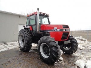 Case 2096 Dane techniczne