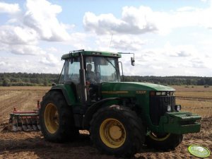John Deere 8100 Dane techniczne