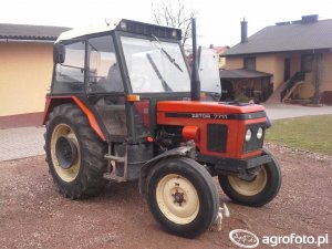 Zetor 7711 1985-1993 Dane techniczne