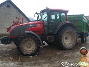 Valtra T121 Dane techniczne