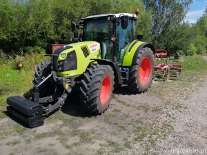 Claas Arion 440 (2014-) Dane techniczne