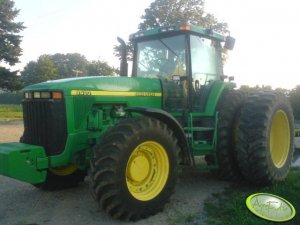 John Deere 8400 Dane techniczne