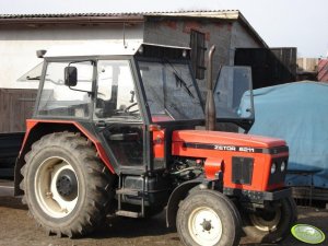 Zetor 6211 1987-1993 Dane techniczne