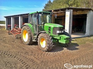 John Deere 6230 Dane techniczne