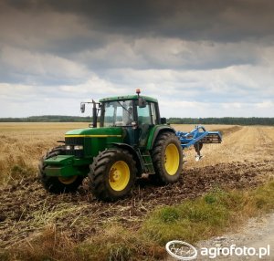 John Deere 6910 Dane techniczne