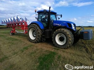 New Holland T7.270 Auto Command Dane techniczne