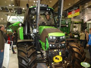 Deutz-Fahr Agrotron TTV 6150.4 Dane techniczne