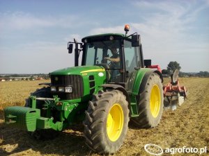 John Deere 6330 Dane techniczne