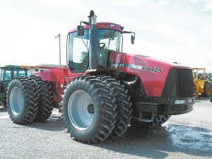 Case IH STX425 Steiger Dane techniczne