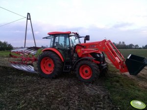 Kubota M8560