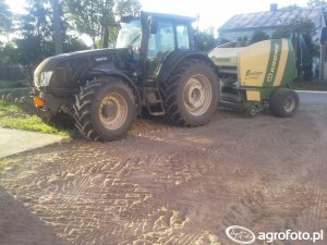 Valtra T173 HiTech Dane techniczne