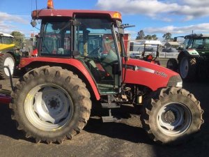 Case IH JX70U Dane techniczne