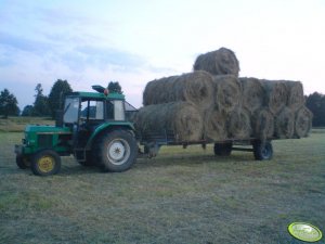 John Deere 830 Dane techniczne