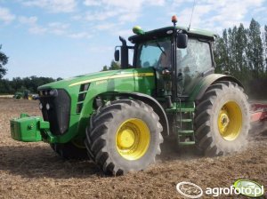 John Deere 8295R Dane techniczne