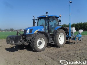 New Holland T6050 Plus Dane techniczne