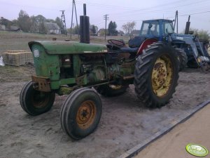 John Deere 2020 Dane techniczne