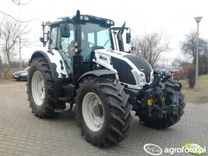 Valtra N143 Versu Dane techniczne