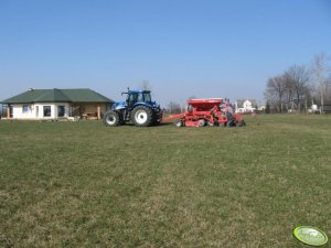 New Holland TG230 Dane techniczne