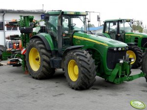 John Deere 8320 Dane techniczne
