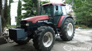 New Holland M135 Dane techniczne