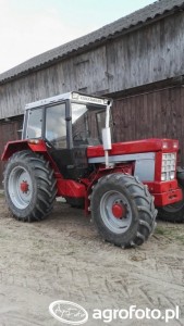 Case IH 1046 Dane techniczne