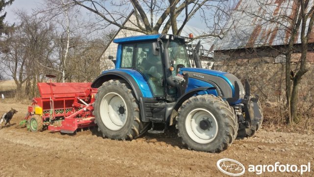 Valtra N122 Versu Dane techniczne