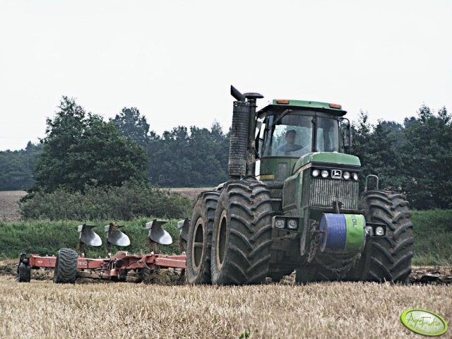 John Deere 8850 Dane techniczne