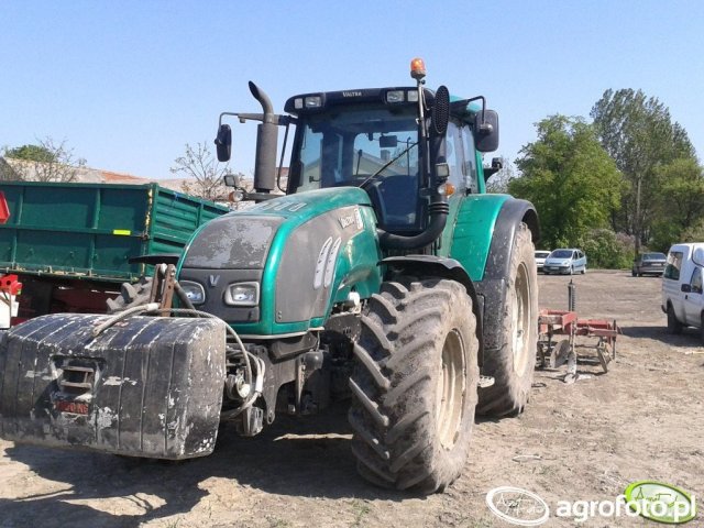 Valtra T182 Versu Dane techniczne
