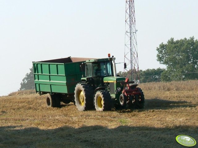 John Deere 4055 Dane techniczne