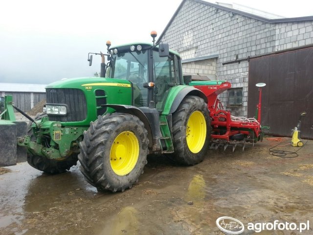 John Deere 7430 Premium Dane techniczne
