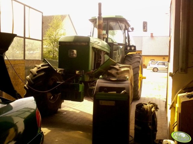 John Deere 4650 Dane techniczne