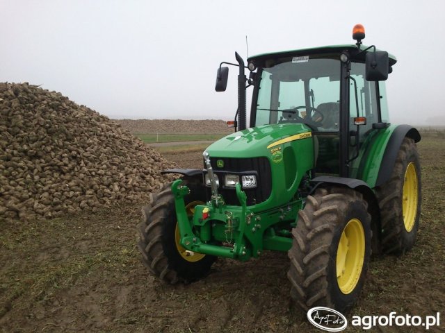 John Deere 5090M Dane techniczne