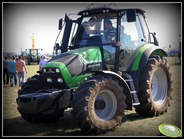 Deutz-Fahr Agrotron TTV 420 Dane techniczne