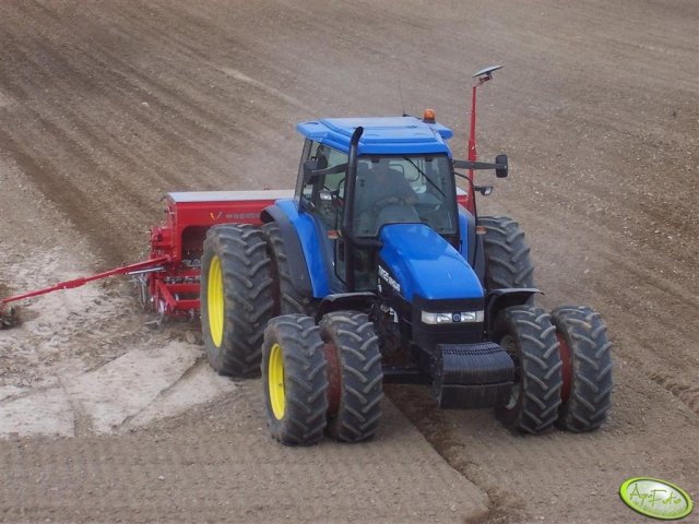 New Holland TM115 Dane techniczne
