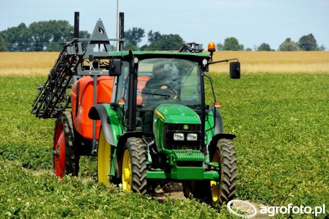 John Deere 5070M Dane techniczne