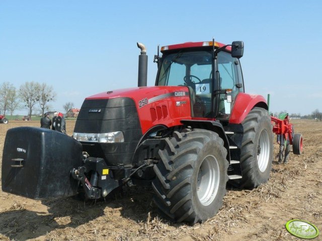 Case IH Magnum 250 Dane techniczne