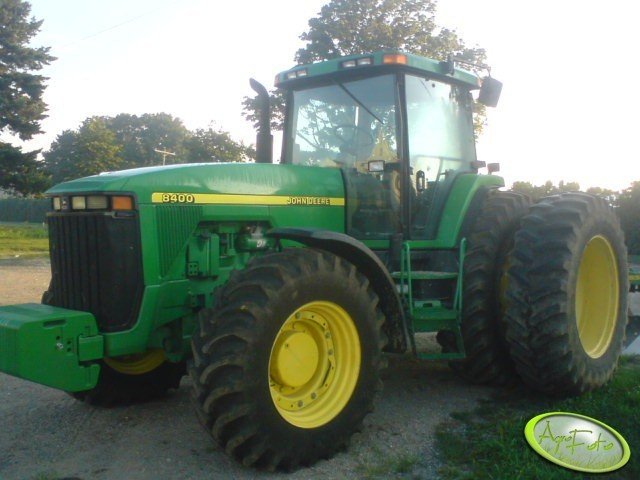 John Deere 8400 Dane techniczne