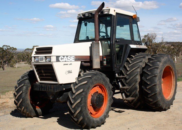 Case 2294 Dane techniczne