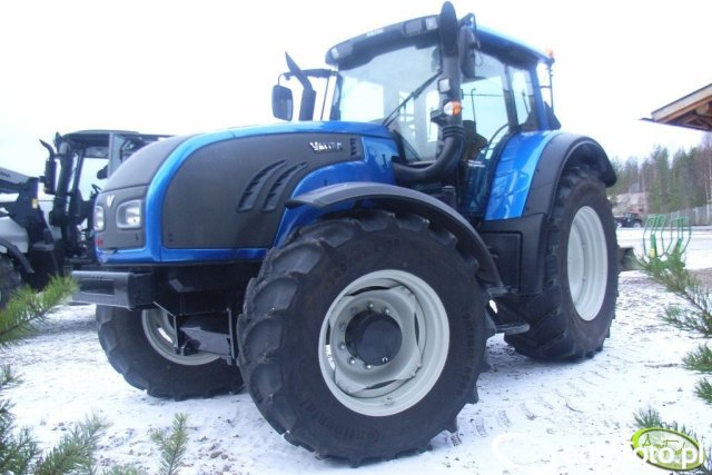 Valtra T152 Versu Dane techniczne