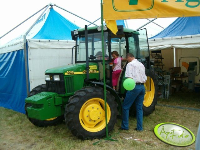 John Deere 5310 Dane techniczne