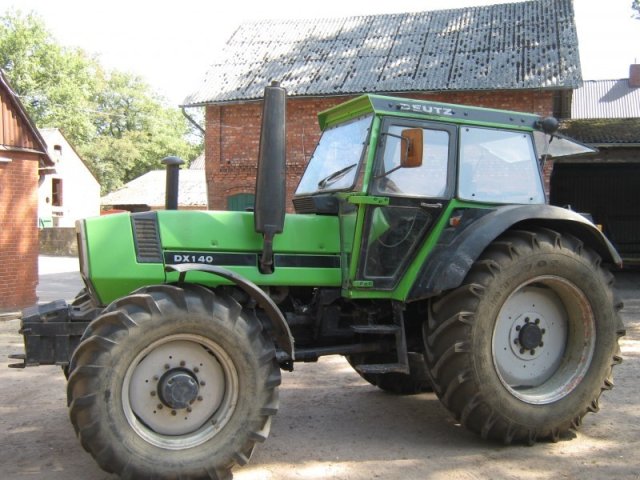 Deutz-Fahr DX 140 Dane techniczne