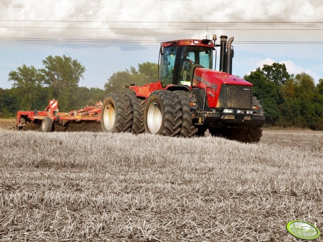 Case IH Steiger 385 Dane techniczne