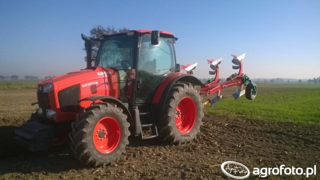 Kubota M110GX