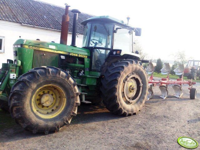 John Deere 4455 Dane techniczne