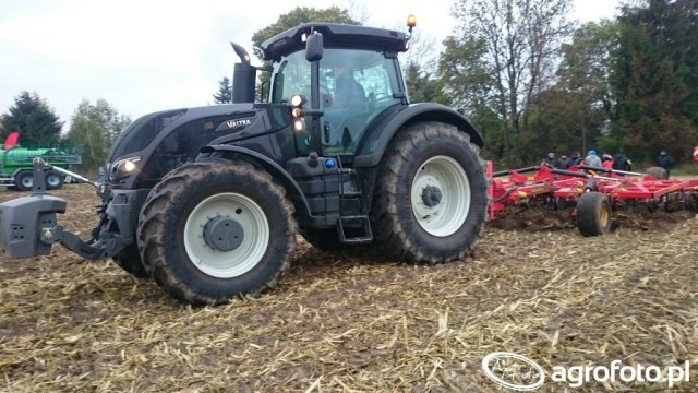 Valtra S374 Dane techniczne