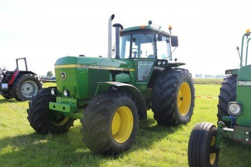 John Deere 4640 Dane techniczne